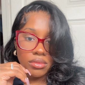 Meet your Posher, Katirah